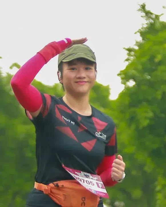 Chân dung Nguyễn Thùy Linh